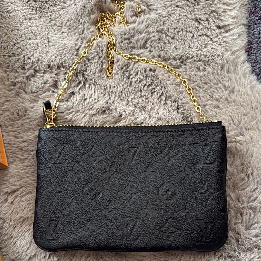 Louis Vuitton Black Leather Chain Bag